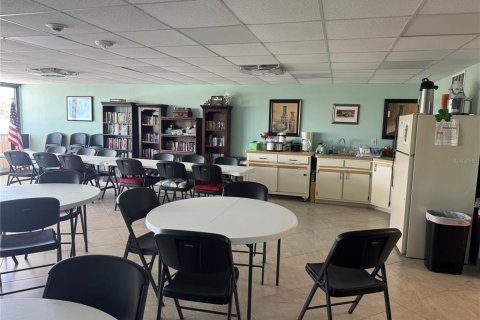 Copropriété à vendre à Port Charlotte, Floride: 2 chambres, 85.38 m2 № 2388943 - photo 16