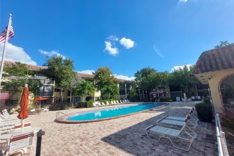 Copropriété à louer à Pompano Beach, Floride: 1 chambre, 62.99 m2 № 2051614 - photo 15