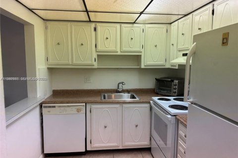 Copropriété à louer à Pompano Beach, Floride: 1 chambre, 62.99 m2 № 2051614 - photo 2