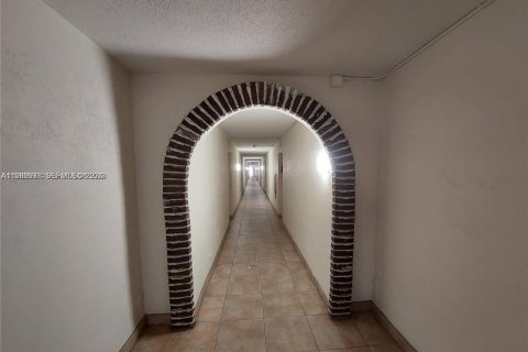 Copropriété à louer à Pompano Beach, Floride: 1 chambre, 62.99 m2 № 2051614 - photo 23