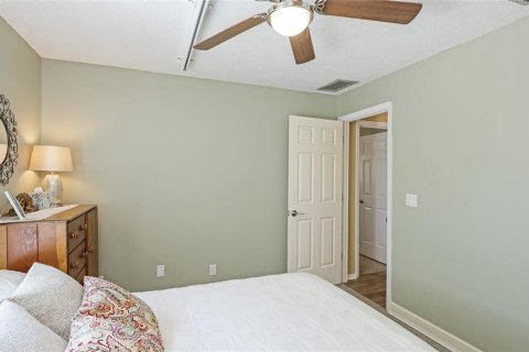 House in Bradenton, Florida 4 bedrooms, 182.09 sq.m. № 1662847 - photo 25