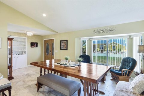 House in Bradenton, Florida 4 bedrooms, 182.09 sq.m. № 1662847 - photo 7
