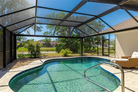 House in Bradenton, Florida 4 bedrooms, 182.09 sq.m. № 1662847 - photo 2