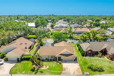 House in Bradenton, Florida 4 bedrooms, 182.09 sq.m. № 1662847 - photo 5
