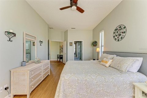 Villa ou maison à vendre à Sarasota, Floride: 3 chambres, 199 m2 № 2290642 - photo 23