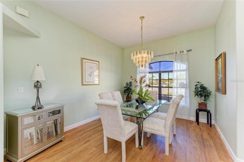 Villa ou maison à vendre à Sarasota, Floride: 3 chambres, 199 m2 № 2290642 - photo 8