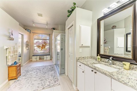 Villa ou maison à vendre à Sarasota, Floride: 3 chambres, 199 m2 № 2290642 - photo 24