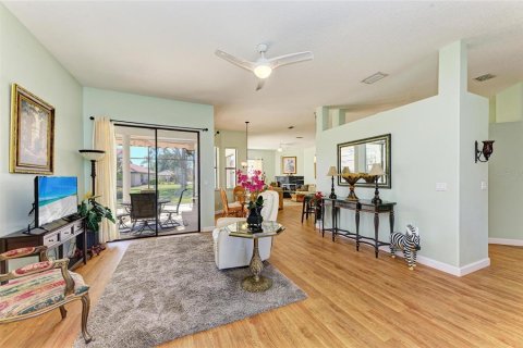 Villa ou maison à vendre à Sarasota, Floride: 3 chambres, 199 m2 № 2290642 - photo 6