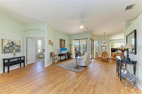 Villa ou maison à vendre à Sarasota, Floride: 3 chambres, 199 m2 № 2290642 - photo 14