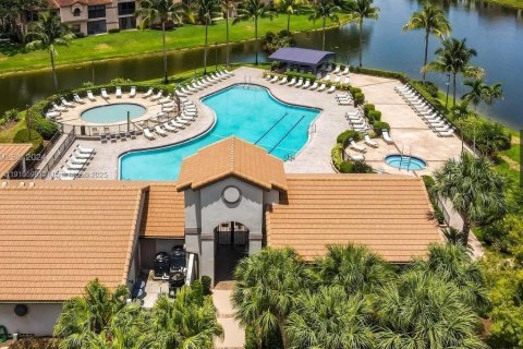 Condo in Plantation, Florida, 2 bedrooms  № 1966675 - photo 3