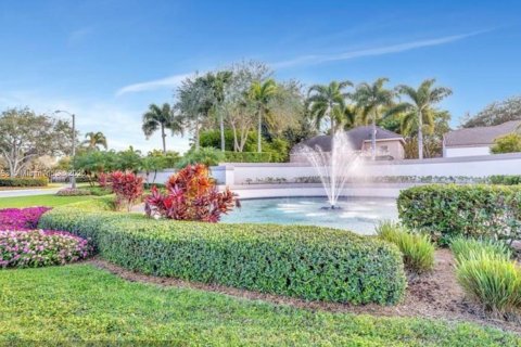 Condo in Plantation, Florida, 2 bedrooms  № 1966675 - photo 5