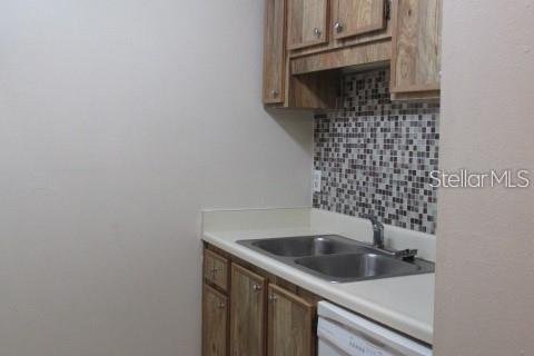 Condo in Tampa, Florida, 2 bedrooms  № 2237462 - photo 3