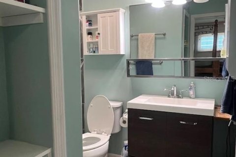 House in DeLand, Florida 5 bedrooms, 366.69 sq.m. № 1829873 - photo 21