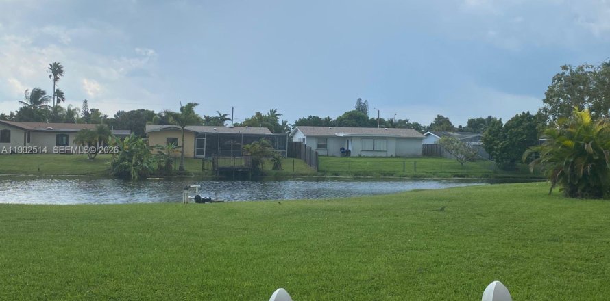 Condominio en Sunrise, Florida, 1 dormitorio  № 2062843