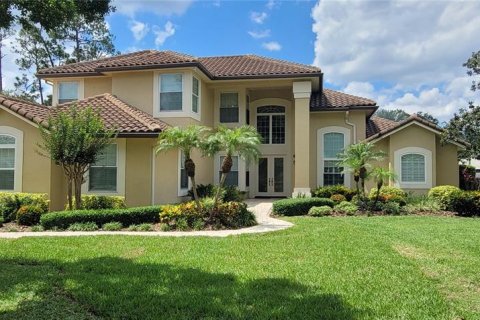 House in Orlando, Florida 5 bedrooms, 302.86 sq.m. № 1749448 - photo 1