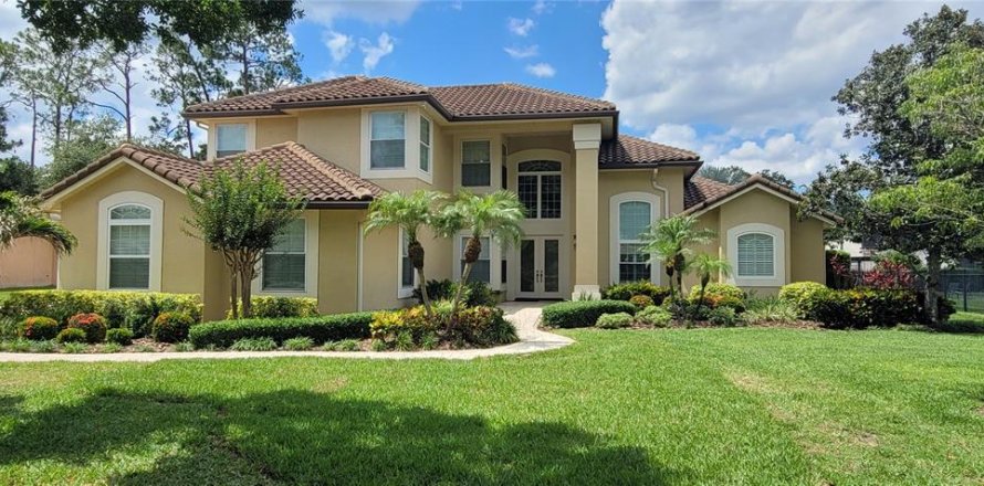 House in Orlando, Florida 5 bedrooms, 302.86 sq.m. № 1749448