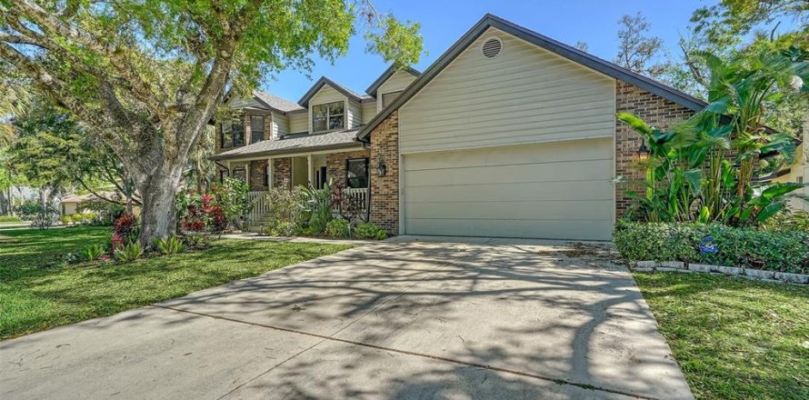 House in Sarasota, Florida 5 bedrooms, 300.17 sq.m. № 1576713
