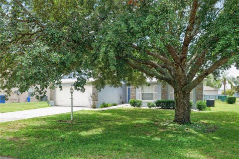 Villa ou maison à vendre à Lake Wales, Floride: 3 chambres, 155.89 m2 № 2197830 - photo 29
