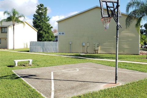 Townhouse in Land O' Lakes, Florida 2 bedrooms, 95.88 sq.m. № 1825226 - photo 30