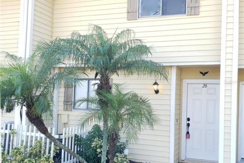 Townhouse in Land O' Lakes, Florida 2 bedrooms, 95.88 sq.m. № 1825226 - photo 22