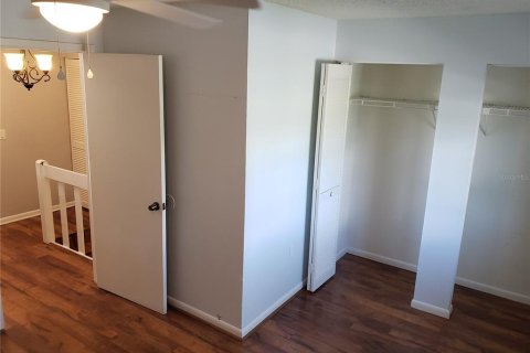 Townhouse in Land O' Lakes, Florida 2 bedrooms, 95.88 sq.m. № 1825226 - photo 21
