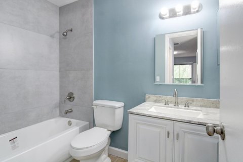Снять в аренду кондоминиум в Хомстед, Флорида 4 комнаты, 89.19м2, № 2084208 - фото 4