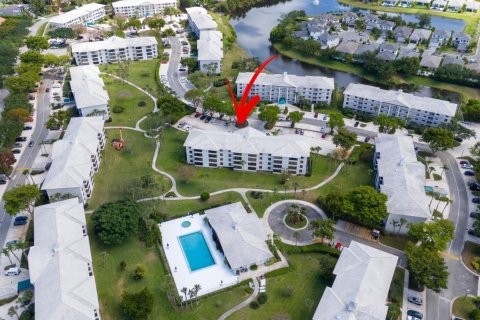 Condo in West Palm Beach, Florida, 2 bedrooms  № 1060364 - photo 1