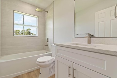 House in Rotonda, Florida 3 bedrooms, 147.53 sq.m. № 1886224 - photo 29