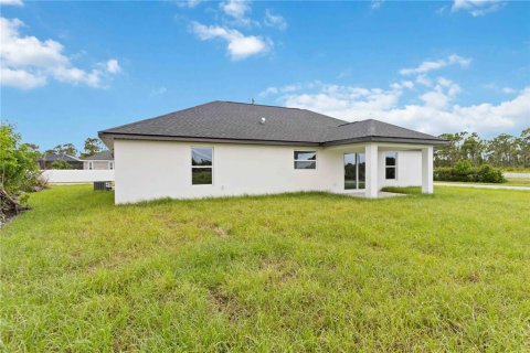 House in Rotonda, Florida 3 bedrooms, 147.53 sq.m. № 1886224 - photo 4