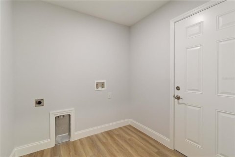 House in Rotonda, Florida 3 bedrooms, 147.53 sq.m. № 1886224 - photo 30