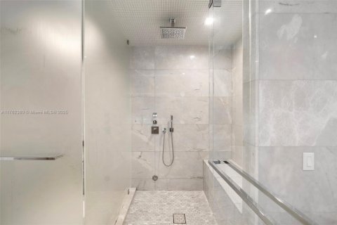 Copropriété à louer à Sunny Isles Beach, Floride: 4 chambres, 336.77 m2 № 1860597 - photo 23