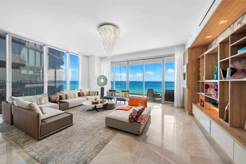 Copropriété à louer à Sunny Isles Beach, Floride: 4 chambres, 336.77 m2 № 1860597 - photo 13