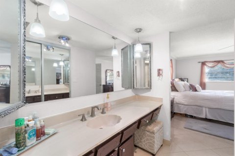 Condominio en alquiler en Lauderdale Lakes, Florida, 1 dormitorio, 87.33 m2 № 2083319 - foto 13