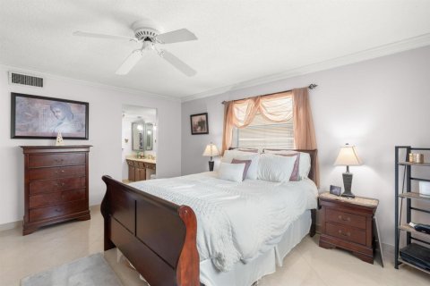Condominio en alquiler en Lauderdale Lakes, Florida, 1 dormitorio, 87.33 m2 № 2083319 - foto 10