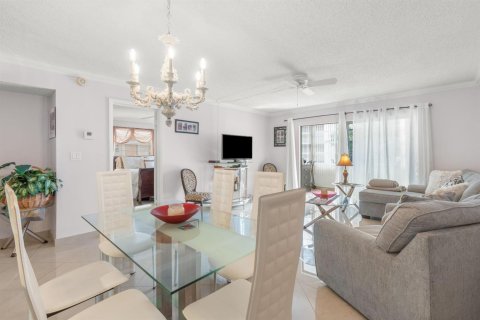 Condominio en alquiler en Lauderdale Lakes, Florida, 1 dormitorio, 87.33 m2 № 2083319 - foto 6