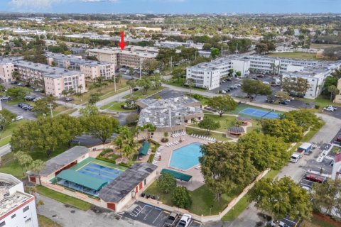 Condominio en alquiler en Lauderdale Lakes, Florida, 1 dormitorio, 87.33 m2 № 2083319 - foto 27