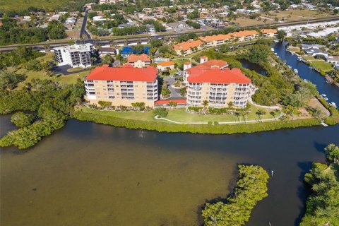 Condo in Osprey, Florida, 3 bedrooms  № 2221072 - photo 4