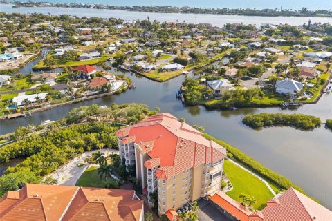 Condo in Osprey, Florida, 3 bedrooms  № 2221072 - photo 5