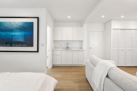 Купить виллу или дом в Майами-Бич, Флорида 4 спальни, 260.59м2, № 2008879 - фото 26