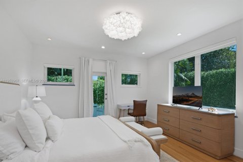 Купить виллу или дом в Майами-Бич, Флорида 4 спальни, 260.59м2, № 2008879 - фото 23