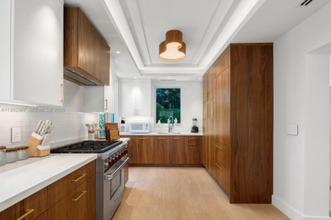 Купить виллу или дом в Майами-Бич, Флорида 4 спальни, 260.59м2, № 2008879 - фото 12