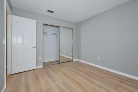 House in Port Charlotte, Florida 3 bedrooms, 149.76 sq.m. № 1903660 - photo 25