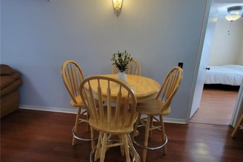 Condominio en venta en Gainesville, Florida, 4 dormitorios, 121.89 m2 № 1847007 - foto 5