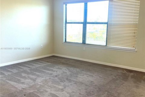 Снять в аренду виллу или дом в Окленд-Парк, Флорида 3 спальни, 199.09м2, № 2009842 - фото 20