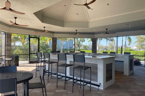 Снять в аренду виллу или дом в Окленд-Парк, Флорида 3 спальни, 199.09м2, № 2009842 - фото 25