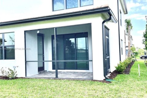 Снять в аренду виллу или дом в Окленд-Парк, Флорида 3 спальни, 199.09м2, № 2009842 - фото 14