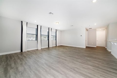 Villa ou maison à vendre à Orlando, Floride: 6 chambres, 475.94 m2 № 341199 - photo 30