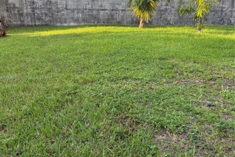 Villa ou maison à louer à Miramar, Floride: 2 chambres, 157.84 m2 № 2387821 - photo 16