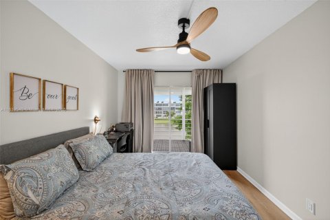 Copropriété à vendre à Deerfield Beach, Floride: 2 chambres, 79.9 m2 № 1841120 - photo 6