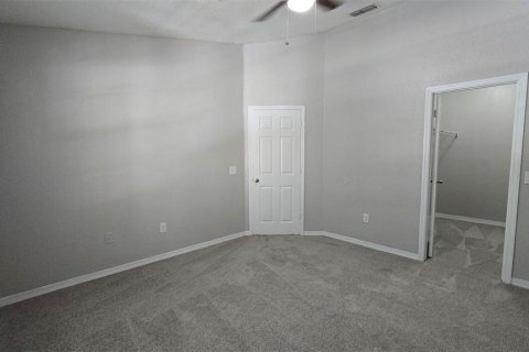 Condo in Altamonte Springs, Florida, 2 bedrooms  № 1917301 - photo 23